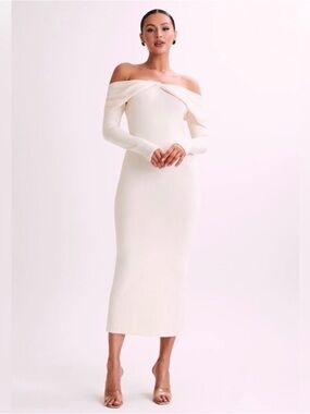 Meshki NWT Odyssey Off Shoulder Knit Maxi Dress Ivory Medium